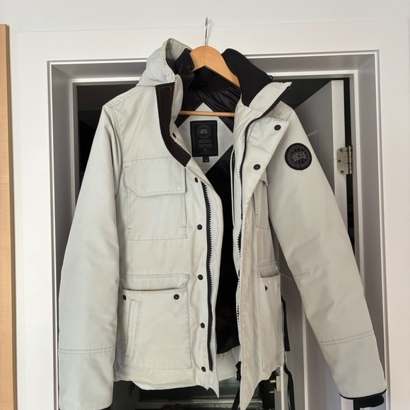 Canada Goose Jacket - Maitland Style - Size M - Picture 1 of 3